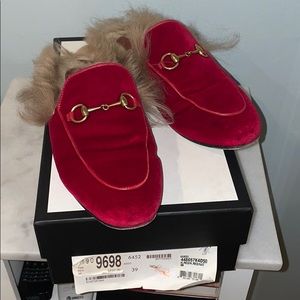 Gucci Mules with fur size 39